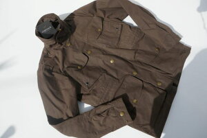CHRYSALIS�y�N���T���X�zMODEL HUDSON JACKET /COL DARK BROWN/ ���C�g�I���XDRY WAXED�R�b�g���n4POCKET�_�[�N�u���E���w�����t�B�[���h�W���P�b�gLOGO BRASS�{�^����CHLYSALIS��LABEL�d�l(�h���[�����O�X�t�j
