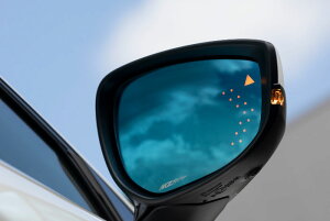 MZRacing ԌΉ }`t@NVLEDu[~[ BSMΉEhῃu[Ch~[EeR[gς MAZDA }c_ CX-30 DM 9G04 AY 2026