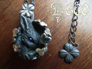 styDECOvienya@102z lbNX/N[o[Ɉ͂܂ꂽETM̃y_gEiVo[925×lTt@CAjyRCPzy{zyubN rbg ezyfRB