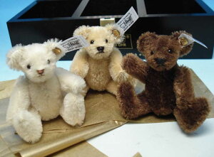 yi󂠂zV^Ct 2006N {efBxAueB~Xv