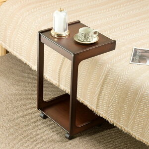 I[_[Ch̉H\t@[̒[̉e[ue[uړł܂ڊԂ̒[̒ĨXibNَq̃J[g