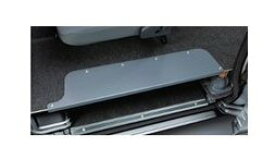 NISSAN NV350CARAVAN　ニッサン NV350キャラバン【型式一覧表参照】　ステップボード(右用)[G4550-3XA00]