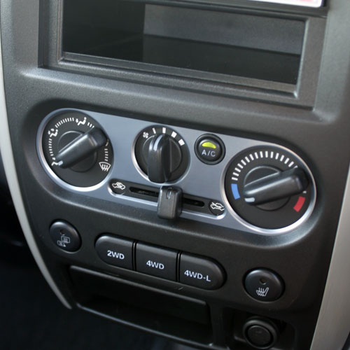 【楽天市場】ACコントロールカバー（エアコンコントロールカバー） アピオジムニーパーツ JB235型以降/JB434型以降：アピオ ジムニー専門店