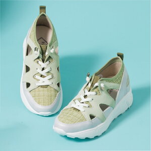 �X�j�[�J�[�^�C�v�T���_��