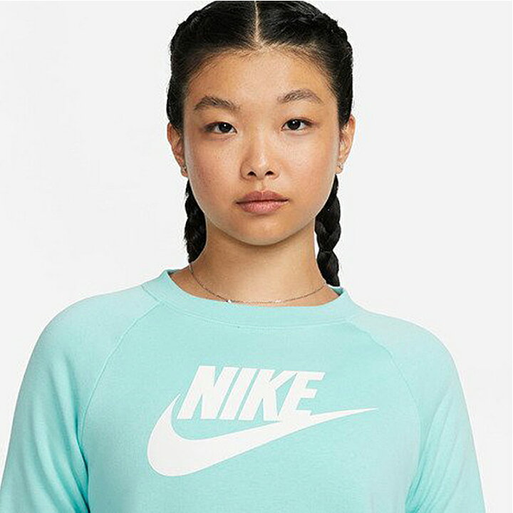 楽天市場 スウェットシャツ 長袖 トレーナー レディース ナイキ Nike エッセンシャル クルー フリース スポーツウェア トレーニング 女性 スエット クルーネック ロゴ トップス 女性 普段使い Bv4113 4 取寄 Apworld
