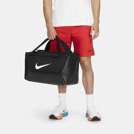 送料無料 ナイキ ボストンバッグ 41L NIKE ブラジリア S ダッフル 9.5 | スポーツバッグ 黒 ブラック 鞄 ジム 試合 合宿 通勤 通学 トレーニング イベント 持ち運び 外出 屋外 スポーツ 運動 レジャー プール スイミング 海水浴 サイクリング DM3976-010 【ギフト不可】