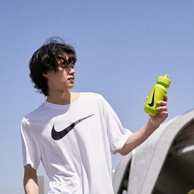 ナイキ スポーツボトル 水筒 650ml 直飲み NIKE ビックマウスボトル 2.0 スクイズボトル 22oz 食洗器可 トレーニング フィットネス ジム ランニング ジョギング サイクリング/HY6008-306