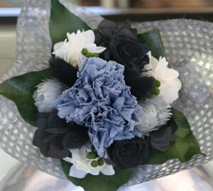 "into the Black castle"(CgDEUEubNLbX)oƃJ[l[ṼvU[uht[u[P y̓EzCgf[EEaEiEƁEސEEwEAEEj