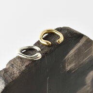 【3こ1】セール【30%OFF】Aperdiem アペルディエム フロー シンプル イヤーカフ Flow Simple Ear Cuff 81…