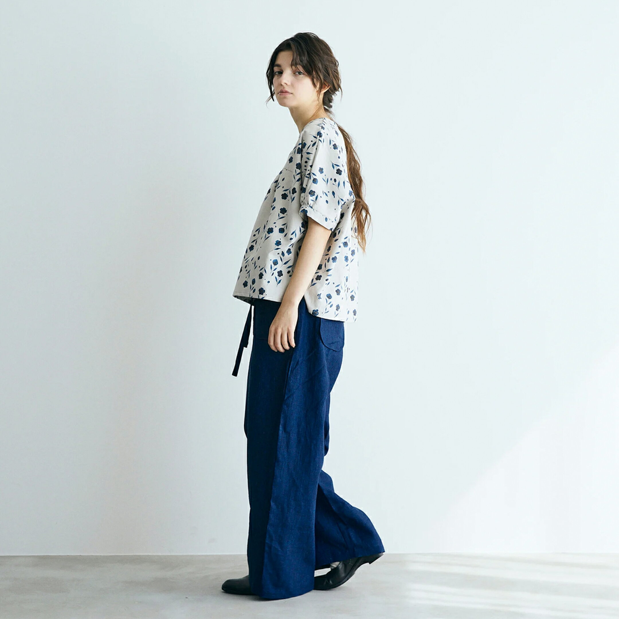 MAGALI Fleur de brume コットンリネン ルーミー プルオーバー bl279