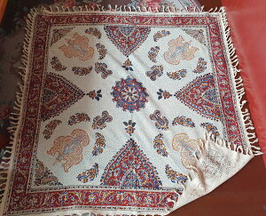 yVO~̕zAX100cm×100cm e[uNX \t@[Jo[Persian carpet table cloth sofa cover