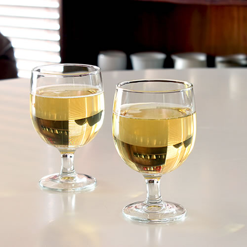 スペイン最大のグラスメーカーVICRILA社のスタッキングできるワイングラス ステムの短いカジュアルなデザインは安定感があり気軽にお使い頂けます リアル VICRILA ワイングラス 6oz ヴィクリラ グラス ワイン ソフトドリンク ラッピング無料 スタッキング 炭酸水 かわいい～ ギフト■