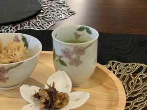 �y�L�c�ā@�a���ԃV���[�Y�@���@���ہ@(4���a����) �z���� ��̂� �R�b�v �t���[�J�b�v �s���N �菑�� ���� �R�[�q�[ ������� �a�H�� �M�t�g �����o�� ���j�� �v���[���g