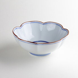 小鉢 中鉢 取り鉢 和食器 おしゃれ 有田焼 陶磁器 日本製 花型小鉢 見込線入 青