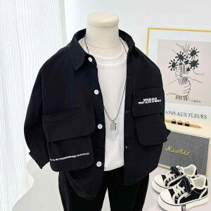 Vc j̎q q   AE^[ ̃|Pbgt  F  JWA tH