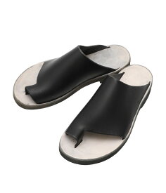 【送料無料】m.a+ / エムエークロス : wide strap sandals : ワイド ストラップ サンダル シューズ 靴 レザーサンダル 牛革 本革 グイディ レザー アルチザン メンズ ブラック 一枚革 耐久性 イタリア製 シンプル カジュアル タウンユース : S4S8-GR30【RIP】