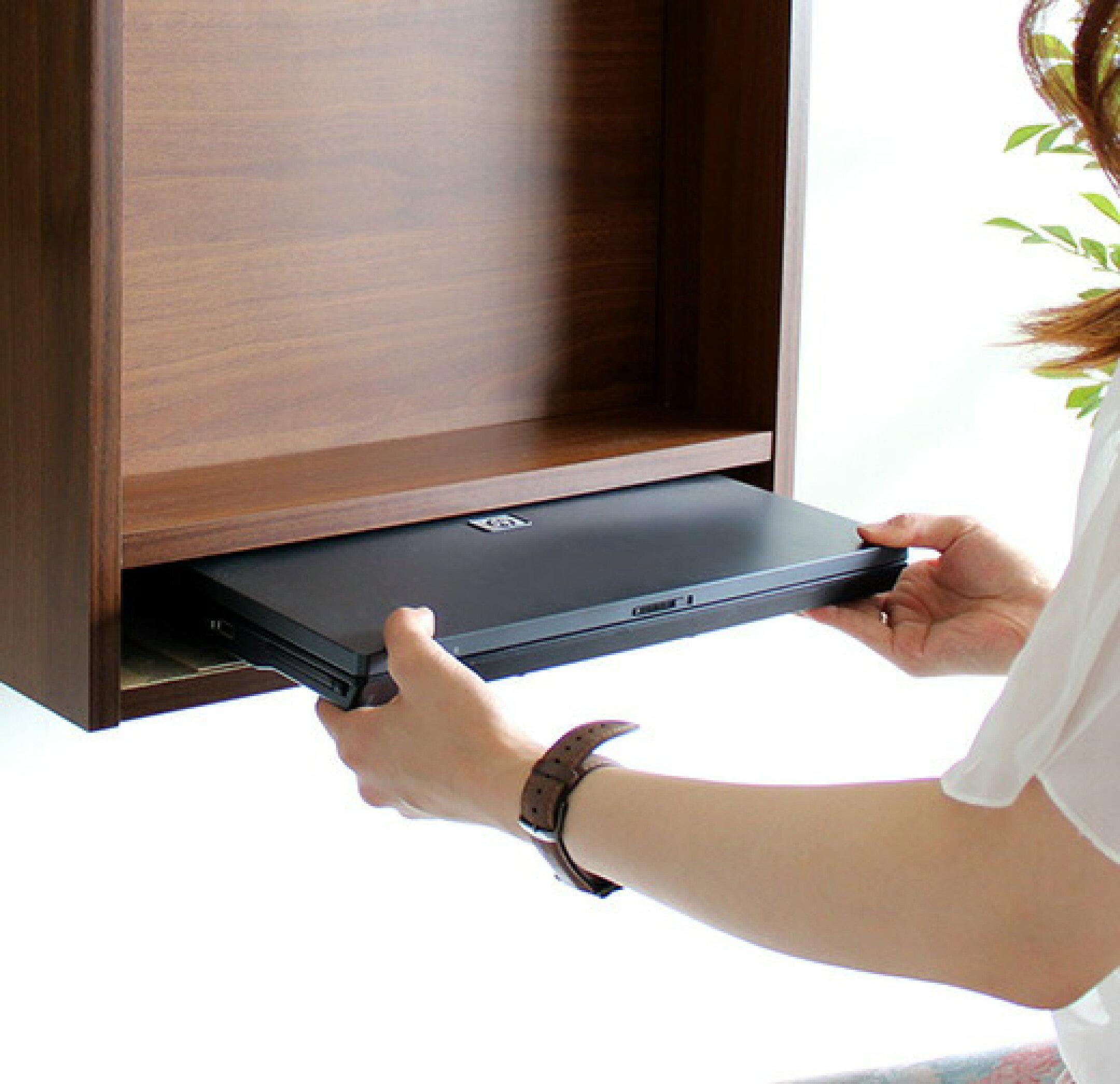 ▲ノートや閉じたPCの収納場所