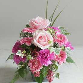 秋 秋色 花 フラワーアレンジメント プレゼント 生花 フラワー ギフト 誕生日 結婚祝い お見舞い 送別 新築祝い 結婚 記念日 お花 アレンジメント アレンジ 花束 宅配