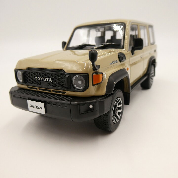 ミニカートヨタランドクルーザー70 1/30 カラーサンプル黒ベージュ