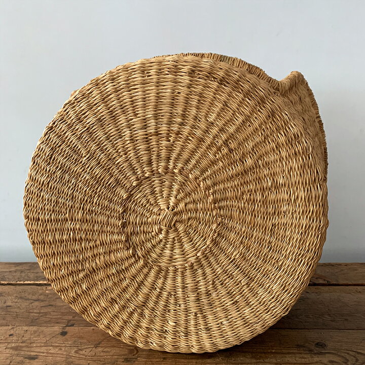 楽天市場 ボルガバスケット 丸底 犬猫かご ナチュラル ペットベッド キャットハウス 猫かご 円形 丸型 猫ちぐら 犬かご かご カゴ おしゃれ ペット 猫用 猫用品 犬用 ウサギ用 ペットちぐら ペットハウス ペット用品 ペットグッズ インテリア 犬 猫 北欧 涼しい 夏用