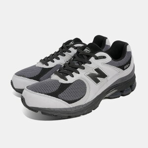 �j���[�o�����X �X�j�[�J�[ U2002 GORE-TEX