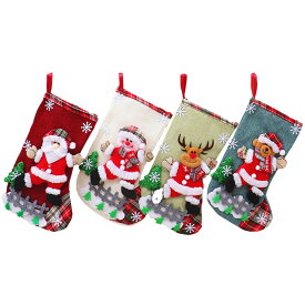 クリスマスツリーや窓際にかけたい大きめのクリスマス靴下。ギフトのラッピングでもOK。 クリスマス サンタ 靴下 トナカイ クマ スノーマン