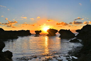 風景写真パネル 沖永良部島 ウジジ浜 日の出 11 アートパネル グラフィックアート ウォールデコ 癒やし おしゃれ インテリア 壁飾り 壁掛け 額要らず 模様替え 雰囲気作り 玄関 リビング オ