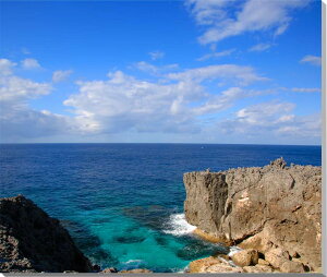 風景写真パネル 沖縄 北大東島 上陸浜のきれいなマリンブルーの海 グラフィック アートパネル インテリア 模様替え 雰囲気作り 額要らず 壁飾り 壁掛け 風水 絵画 タペストリー 玄関 オフィ