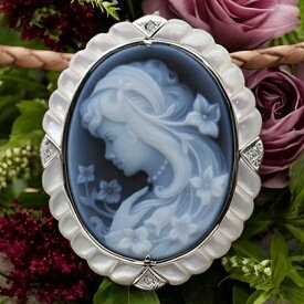 メノウカメオブローチ＆ネックレス ストンカメオ 女性人物像 白蝶貝 ダイヤ付 本革レザーネックレス付 ドイツ製カメオ デザイナーズ製品 カメオ アクセサリー 高級 ギフト お誕生日 プレゼントにも最適！！品質保証書/カメオ作家保証書付 カメオデザイン手提袋付 送料無料