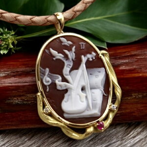 カメオネックレス 18金 ヴァイオリン 音楽 音符 デザイナーズ ルビー ダイヤ イタリア 彫刻家アゴスティーノ カメオ アクセサリー 高級 ギフト お誕生日 プレゼントにもオススメ!!品質保