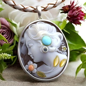 カメオネックレス 女性人物像 サファイア 桃珊瑚 黄蝶貝 トルコ石 シモネッリ作 Silver 高品質枠 ペンダントトップ イタリア カメオ アクセサリー 高級 ギフト お誕生日 プレゼントにもオススメ！！品質保証書/カメオ作家保証書/カメオデザイン手提げ袋付 送料無料