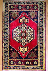 トルコ 絨毯 玄関マットサイズ ベッドサイドにも最適 ラグジュアリー 一点もの 天然素材 ウール 職人 伝統 手織り アフターケア万全 洗える (58cm×95cm)