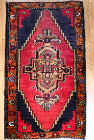 トルコ 絨毯 玄関マットサイズ ベッドサイドにも最適 ラグジュアリー 一点もの 天然素材 ウール 職人 伝統 手織り アフターケア万全 洗える (55cm×93cm)