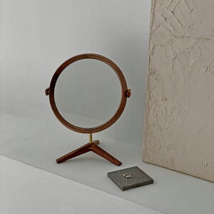 ubNEH[ibg ^JX^h 3{r Eh~[yART OF BLACKz