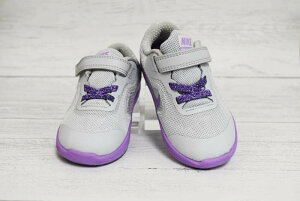 NIKE REVOLUTION 3 SE(TDV) PURE PLATINUM/URBAN LILAC �i�C�L���{�����[�V���� 3