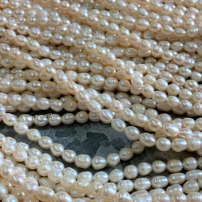 【楽天市場】淡水パール ビーズ ライス型 真珠 4-5.5mm前後 1連 約 