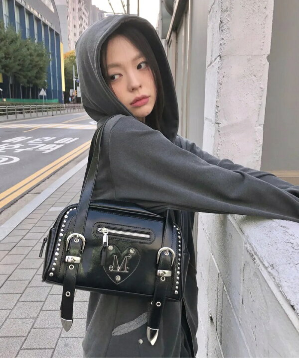 楽天市場】MUCENT (ムセント) Conic Metal Logo Stud Shoulder Bag 
