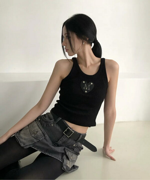 楽天市場】[MUCENT] Dion Metal Logo Heart Patch Sleeveless Tank Top 