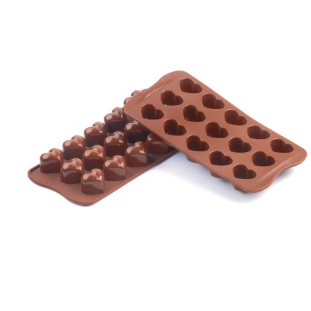 チョコレート型 シリコンモールド 冷やしにも 高額売筋 焼き菓子にも 幅広く使える Silikomart イージーチョコ 送料込 モナムール 15ヶ取 SCG01 シリコマート