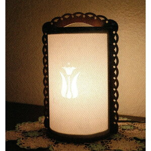 �p���̎G�݉� F-220 �e�[�u�������v(��) ���{��