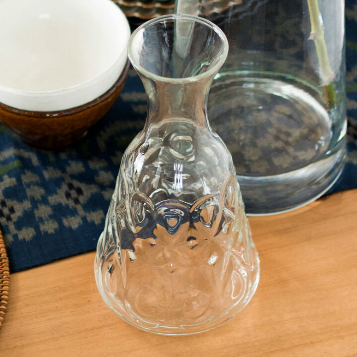 楽天市場 カラフェ 水差し ダイヤモンドカット ガラス製 750cc クリア 902 ピッチャー 保存容器 ウォーターピッチャー ガラスボトル ギフト おしゃれ アジア工房