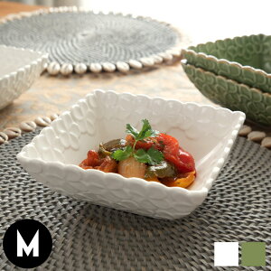 【最大500円クーポン】 深角皿 プルメリアモチーフ Mサイズ 14.5cm角 ホワイト 陶器製 Franzy フランジー 食器 スクエアボウル 深皿 スクエアプレート 角皿 角深皿 マルチボウル シリアルボウル