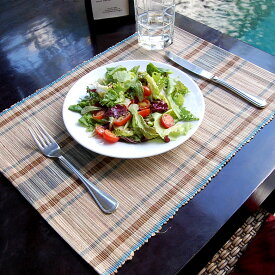 【最大2000円クーポン】 ウォーターヒヤシンスで出来たボーダー柄のランチョンマット ブルー キッチンマット ティーマット テーブルウェア テーブルマット プレースマット プレイスマット モダン ランチマット アジアン雑貨 アジア雑貨 四角 食卓 リゾート[10820]