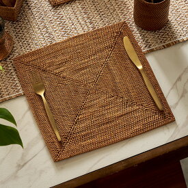 【最大2000円クーポン】 アタで編まれた四角い アジアン ランチョンマット スタンダードクオリティ テーブルマット ランチマット プレースマット プレイスマット テーブルウェア ランチョン キッチンマット バリ アジア雑貨 アジアン雑貨 [2617]