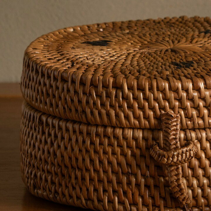 楽天市場】【最大500円クーポン】 アタで編まれた丸い形のフタ付き 