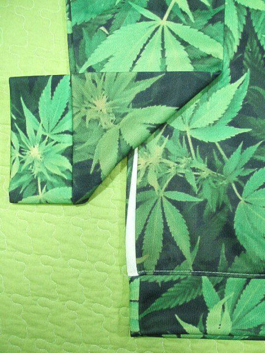 楽天市場】マリファナ、大麻、ガンジャ長袖Tシャツ【サイズ：M 