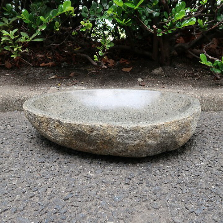 楽天市場】天然石をくり抜いた手水鉢 リバーストーン Sサイズ 花器 