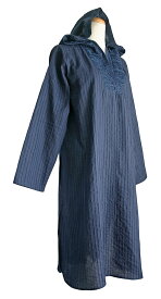ピンタック＆刺繍入りモスリンジュラバ風チュニック（紺系）