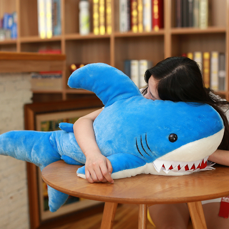 【送料無料】アニマル ぬいぐるみ 抱き枕 枕 クッション サメ ピンク グレー ブルー おもちゃ 玩具 かわいい ゆるかわ 90cm プレゼント  ギフト 子供 誕生日 ラッピング クリスマス | アジアウインド