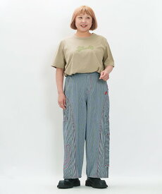 as know as ネコ探しのヒッコリーPT レディース 大きいサイズ ボトムス パンツ デニムパンツ 布帛 パンツ ストライプ ヒッコリー デニム 猫 ワッペン 刺繍 配色 ミックス ポケット ギャザー 切替 コクーン オオラカ